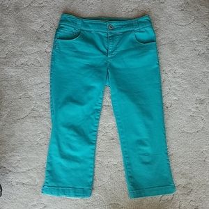 Chico's Platinum Denim Capri Pants